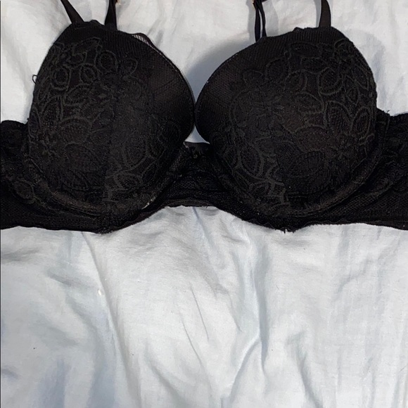 Bra - Picture 1 of 4